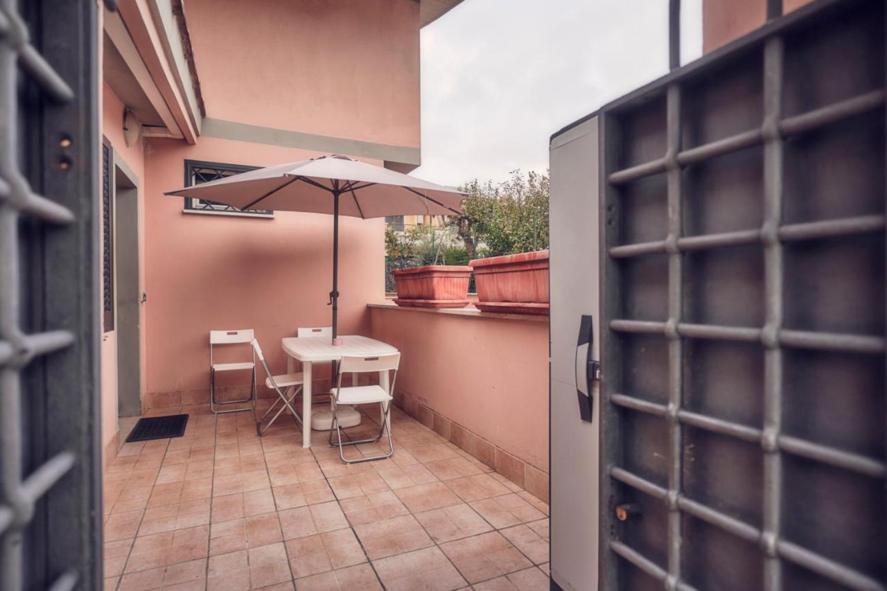 Travelershome Ciampino 170 Station Street מראה חיצוני תמונה