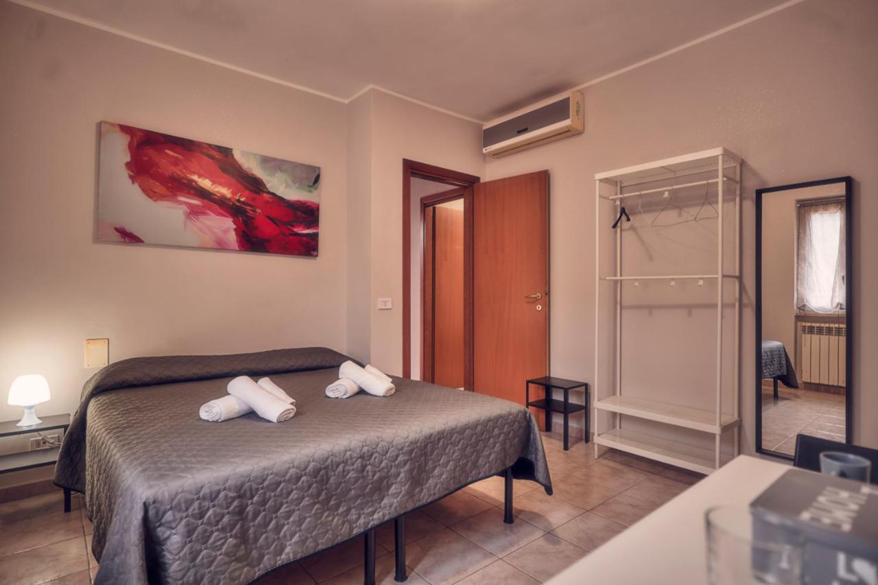 Travelershome Ciampino 170 Station Street מראה חיצוני תמונה