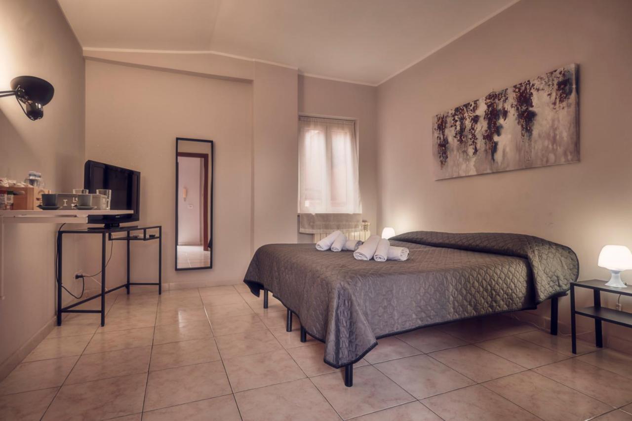 Travelershome Ciampino 170 Station Street מראה חיצוני תמונה