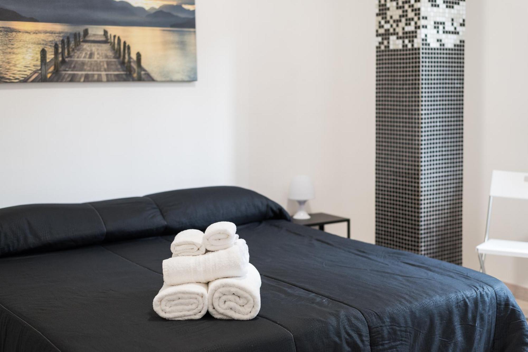 Travelershome Ciampino 170 Station Street מראה חיצוני תמונה